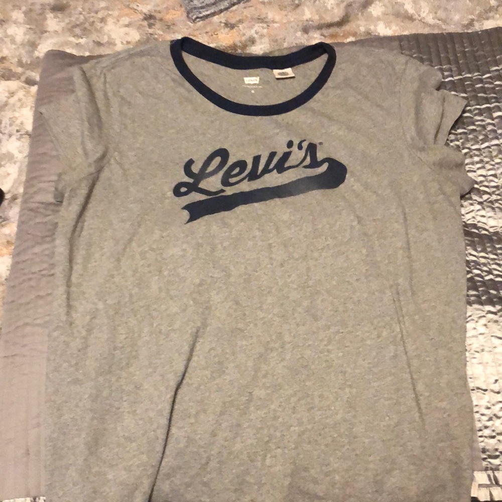 Levi Shirt